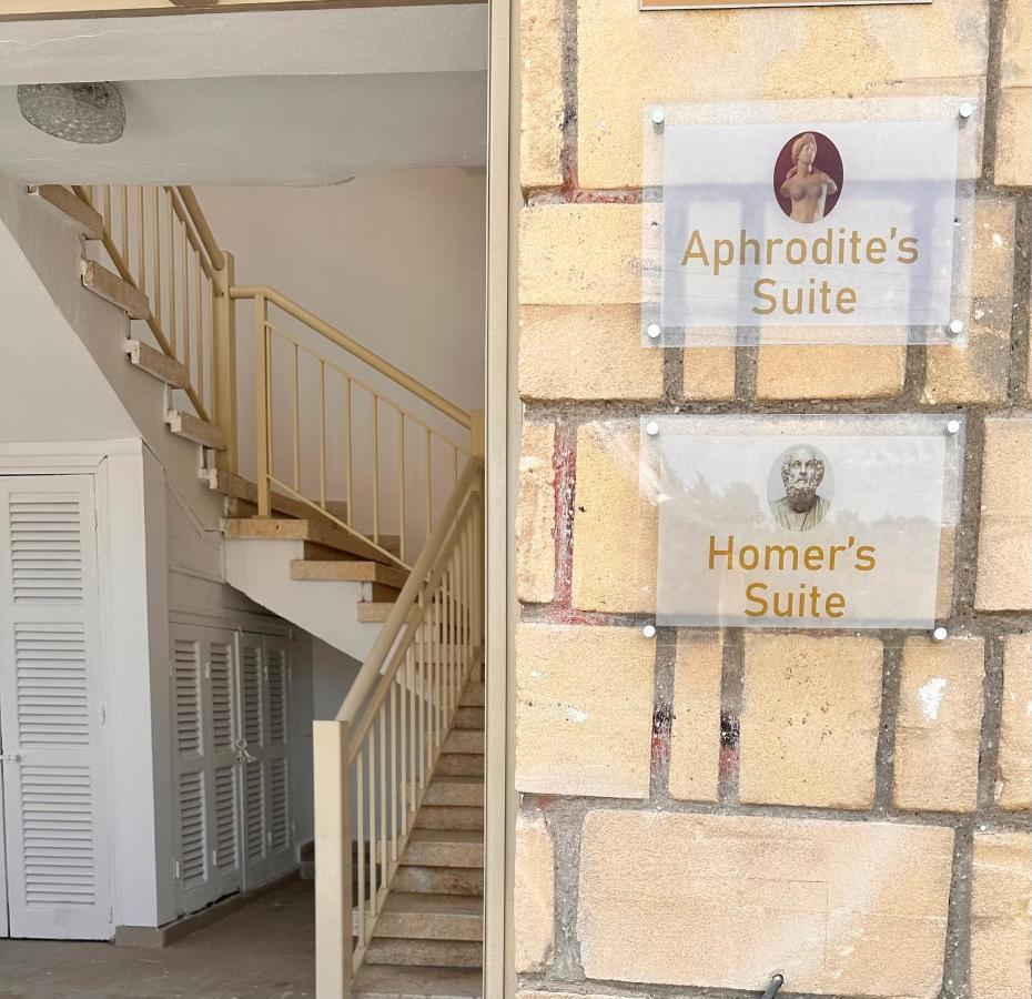 Aphrodites Suite Paphos Eksteriør billede