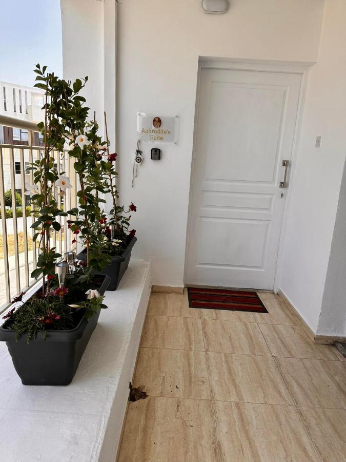 Aphrodites Suite Paphos Eksteriør billede