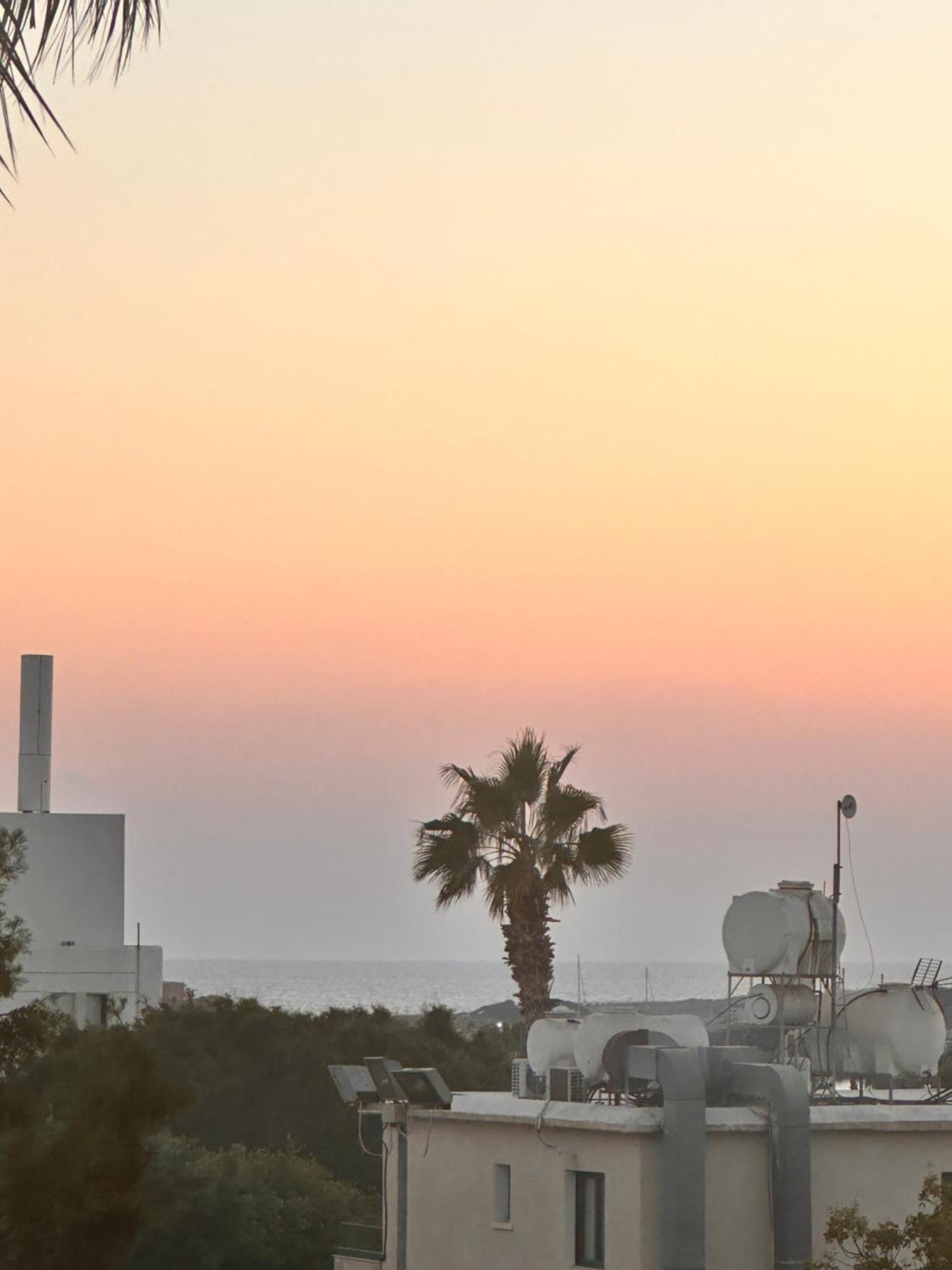 Aphrodites Suite Paphos Eksteriør billede